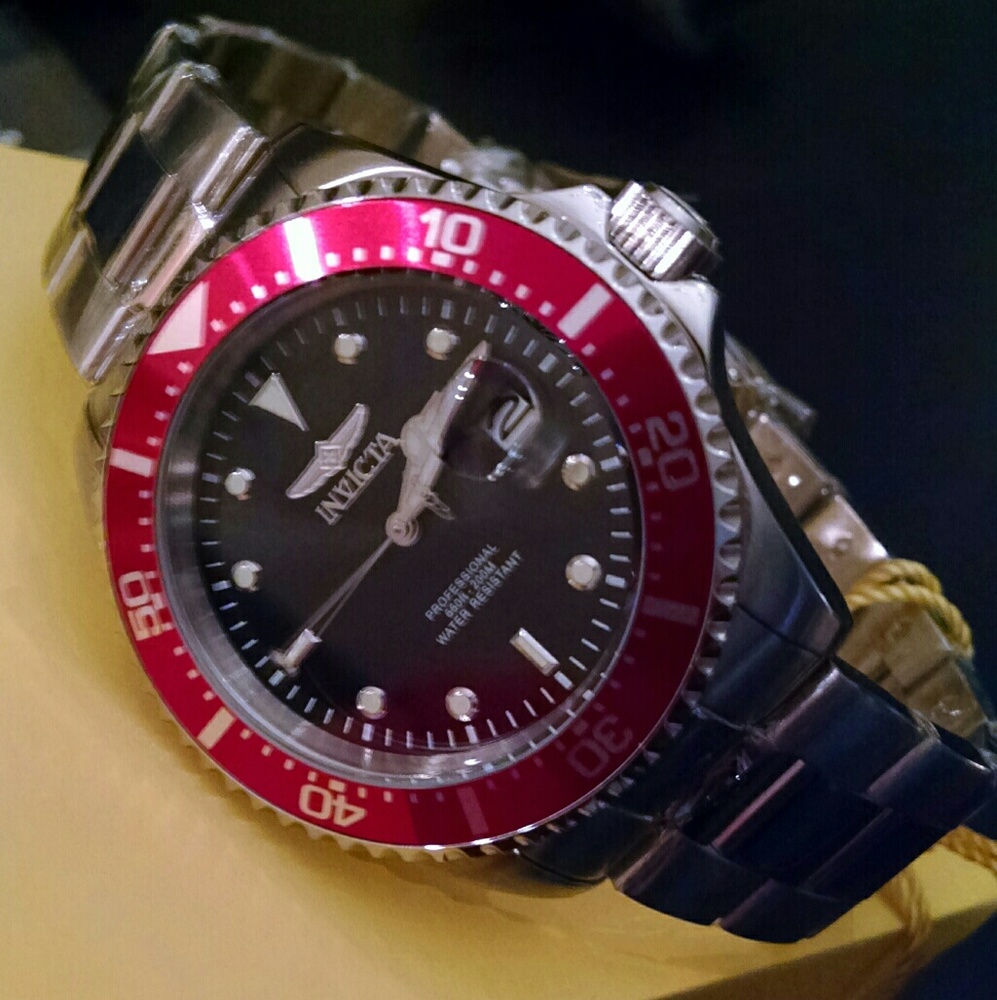 NEW-INVICTA Pro Diver Men's Watch